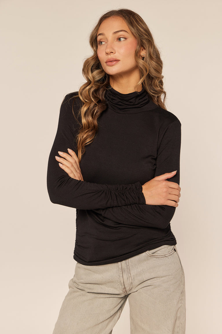 Hammy Turtleneck